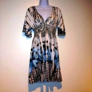 Mi Manchi Plunge Neck Fitted Floral Tunic Dress